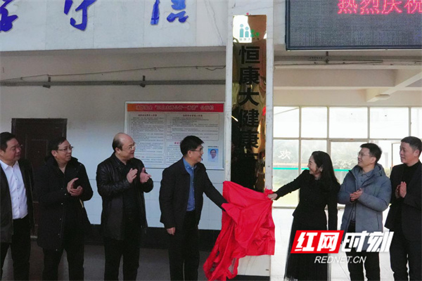 图片18.jpg 图片18.jpg