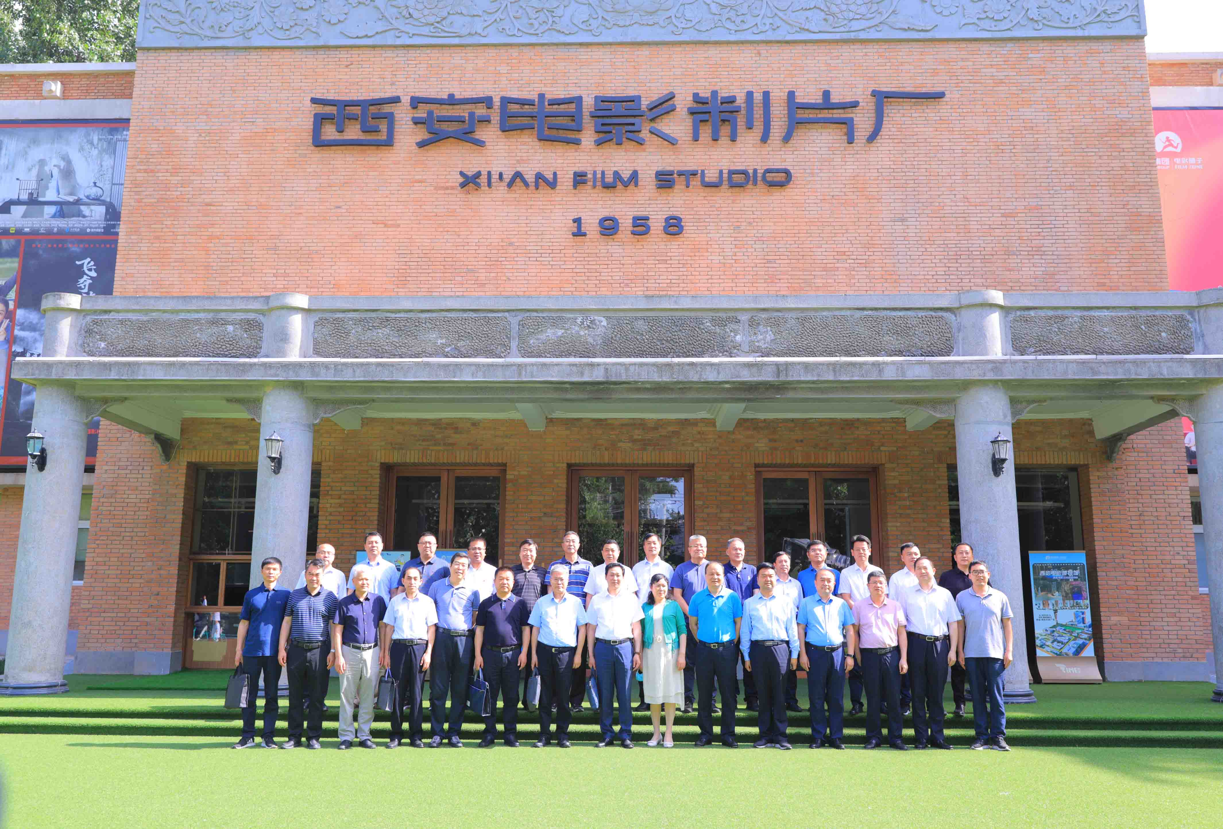 a6e5a4dd5130baefbf863399246d3f8.jpg a6e5a4dd5130baefbf863399246d3f8.jpg