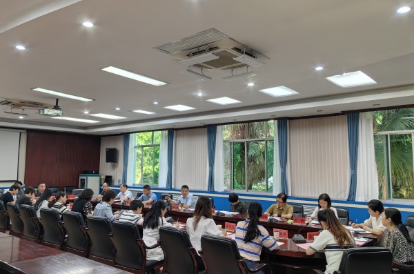 校企合作推进会 .jpg