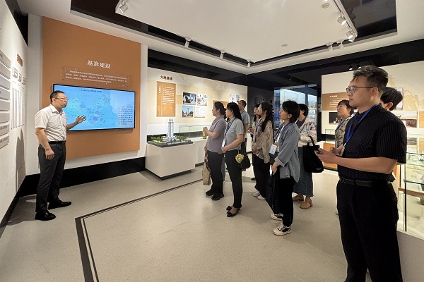 2024.6.5 工作处访学教师参观国测一大队.jpg