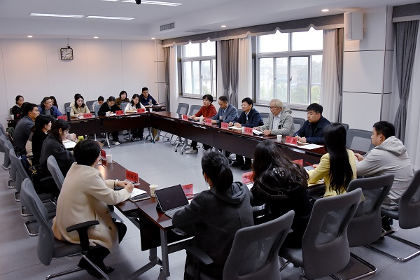 2024.11.4 校（院）青年博士学术论坛启动 - 副本.jpg