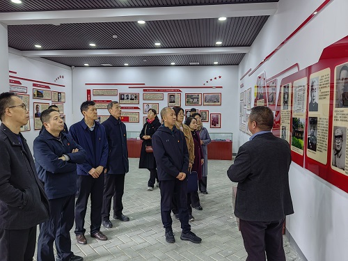 313党日活动4.jpg 313党日活动4.jpg