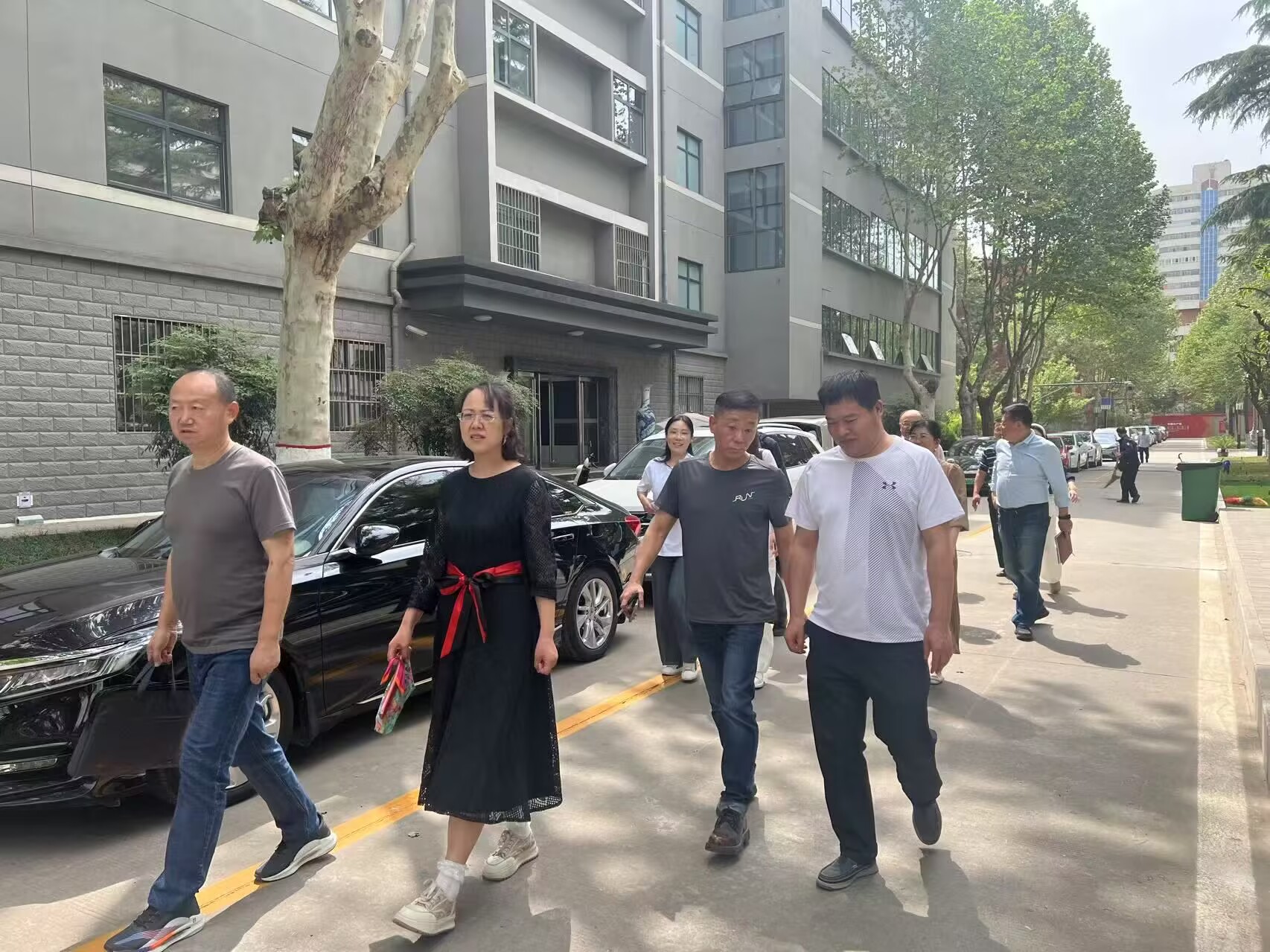 健步行.png 健步行.png