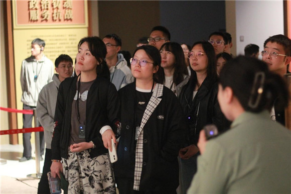 2_副本.jpg 2_副本.jpg