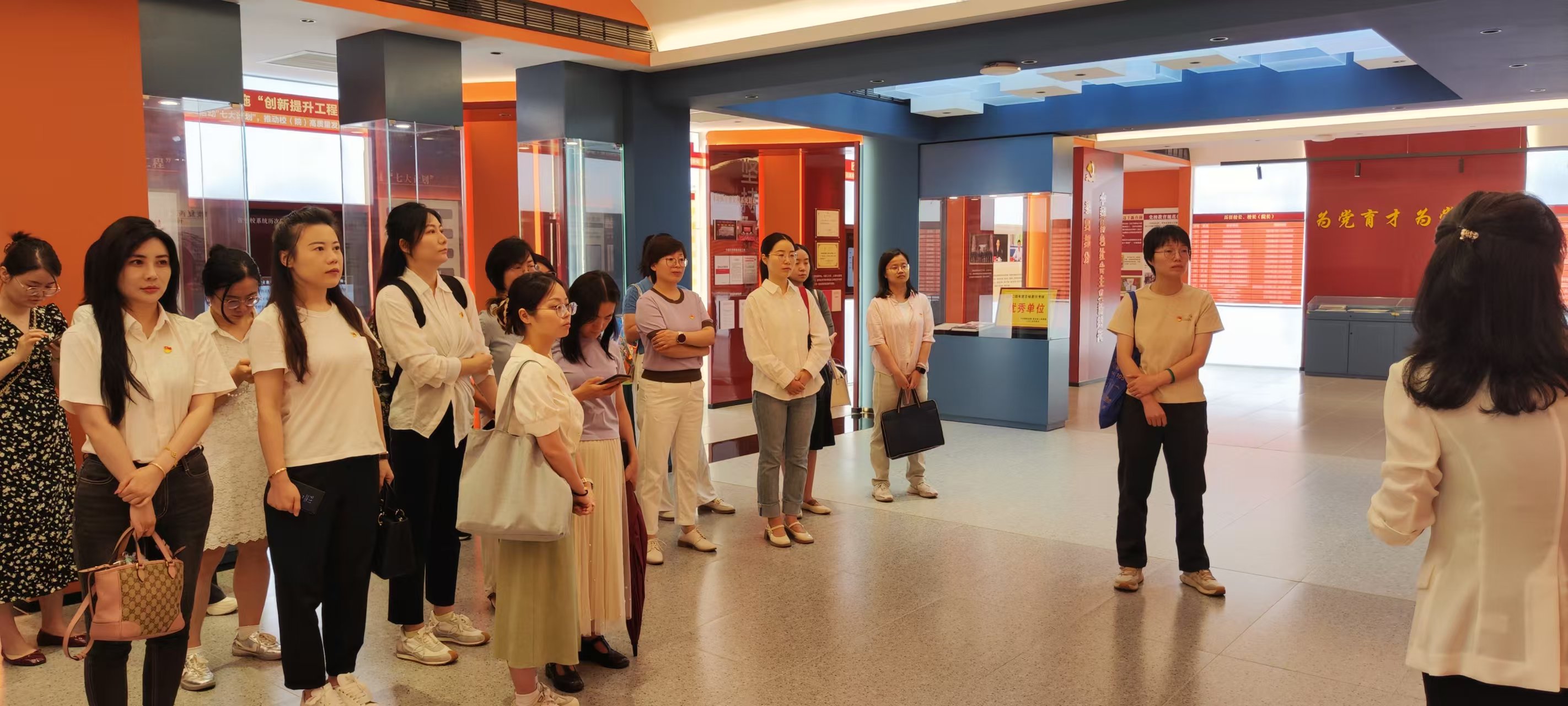 25f58192fd4f61274f56ab95c5ff028.jpg 25f58192fd4f61274f56ab95c5ff028.jpg