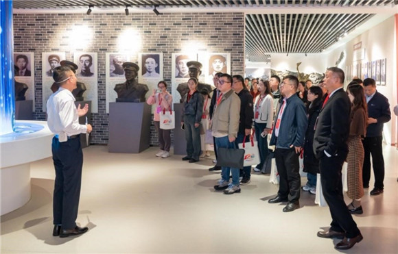 3_副本.jpg 3_副本.jpg